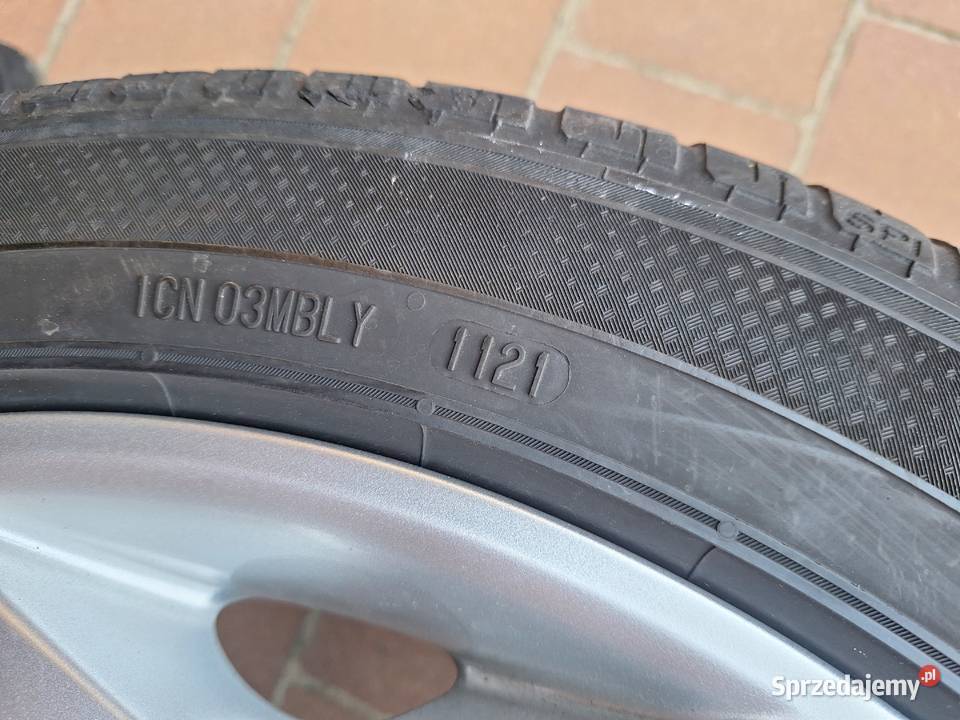 Opony letnie Semperit 235 45 R18 Mętów