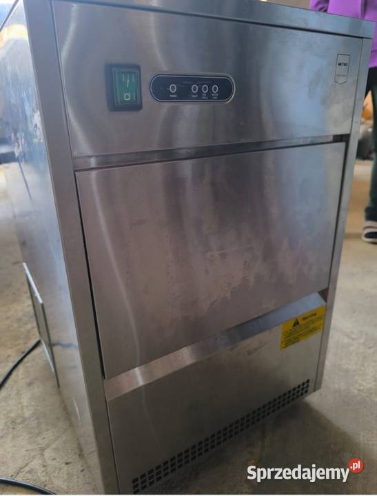 Kostkarka do lodu 26 24h Gim1026b Braciejowa