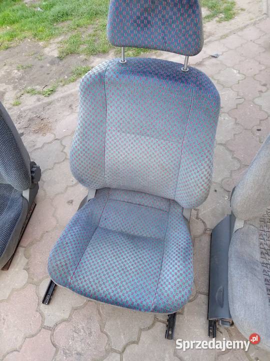 Polonez Caro plus Atu Konbi fotele pasazer Stalowa Wola