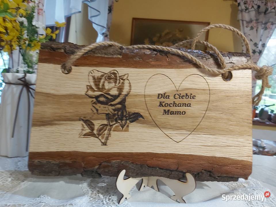 Deseczki ozdobione przywieszka na linie z juty podkarpackie Dobrzechów