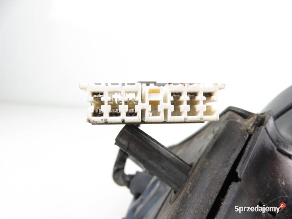 LUSTERKO PRAWE PEUGEOT 406 osobowe