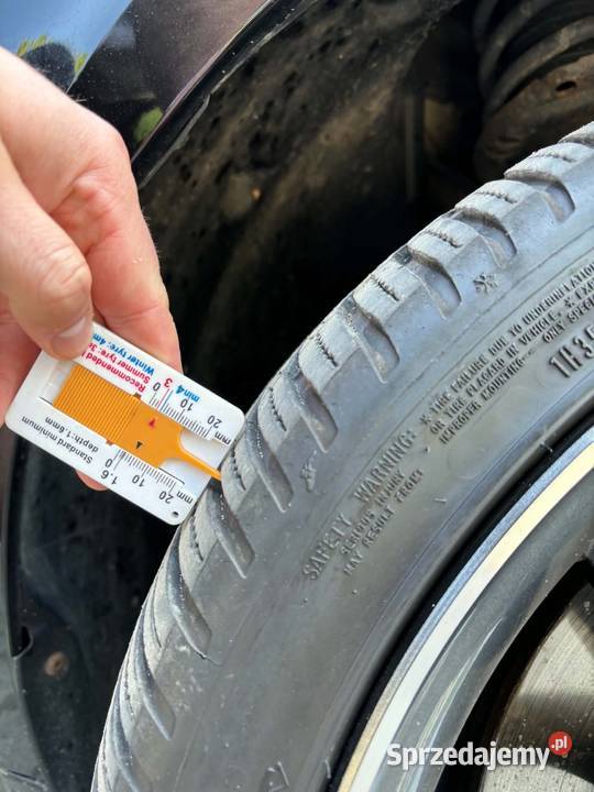 Wielosezonowe Goodyear Vector 4 Seasons 22540R18 małopolskie