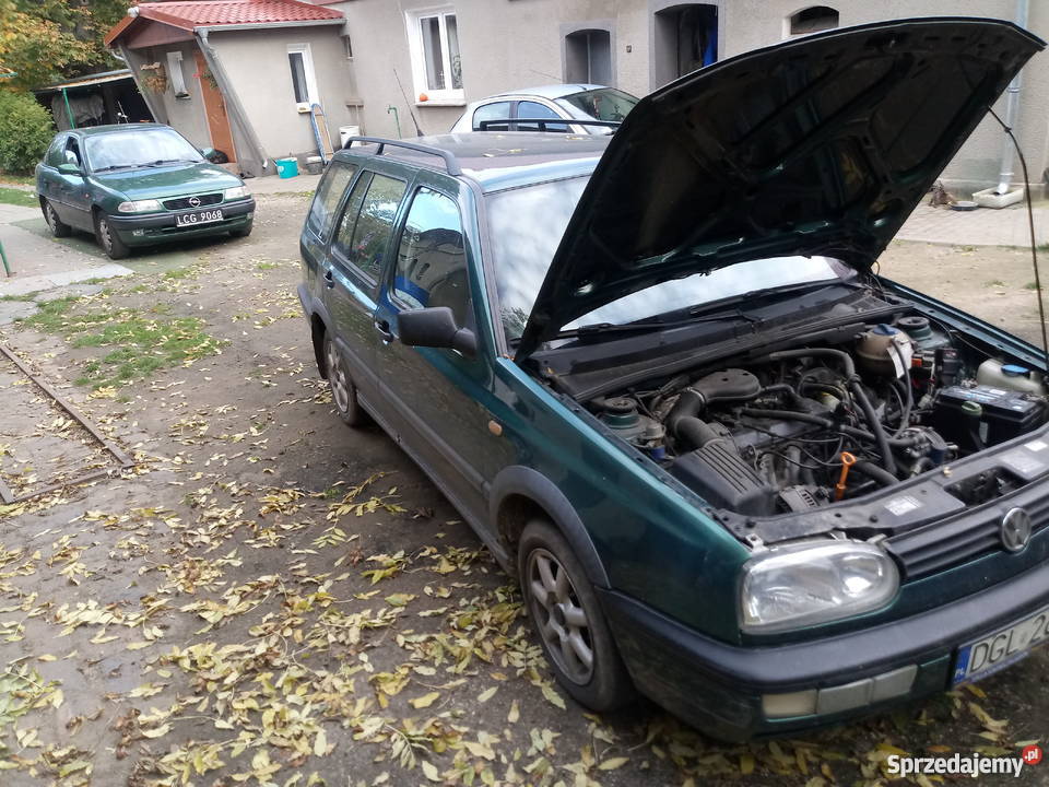 VW GOLF 3 klimatyzacja Orsk sprzedam