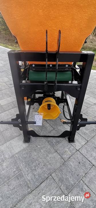 Piaskarka komunalna ŚwitRol piaskarko solarka lubelskie Tarnogród