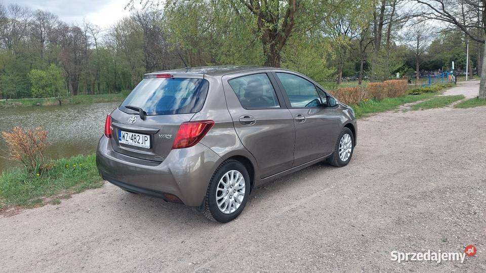 Toyota Yaris 133 Premium 2016 sprzedam