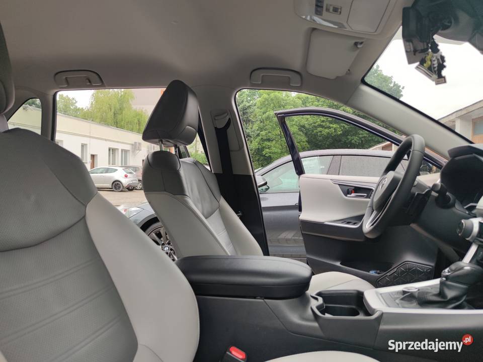 RAV4 EXECUTIVE 4X4 POLSKA Kielce