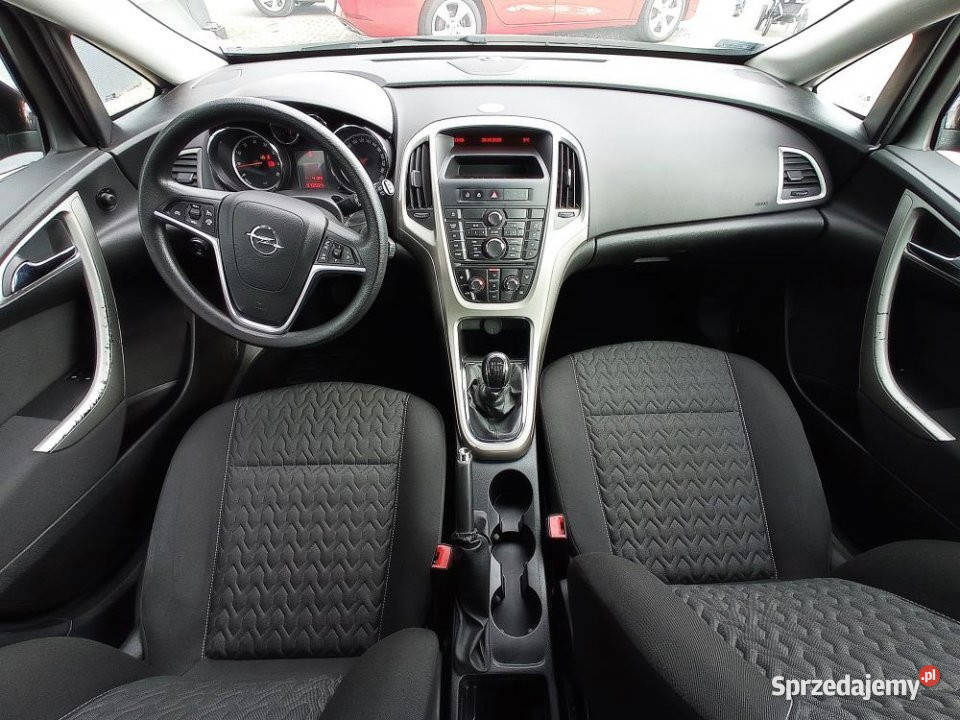 Opel Astra 2013r Salon Polska NISKI PRZEBIEG Astra małopolskie Kraków