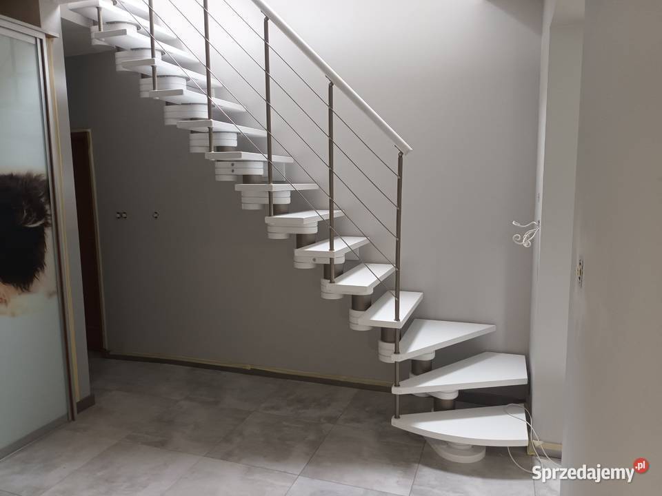 Schody drewniane DUDA model Moreno 180 06 L90 12 wewnętrzne Podłogi i schody