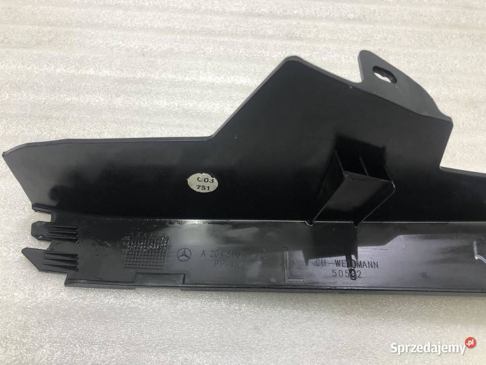 OSŁONA NAKŁADKA PROGU MERCEDES W204 2046903925 sprzedam