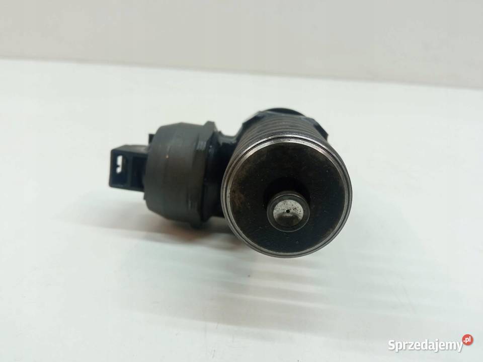POMPOWTRYSKIWACZ 038130073AJ 0414720037 19 TDI osobowe świętokrzyskie sprzedam
