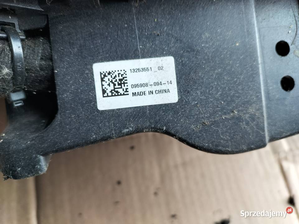 OPEL INSIGNIA A 13222782 SKRZYNKA BEZPIECZNIKÓW osobowe Kamień-Kolonia
