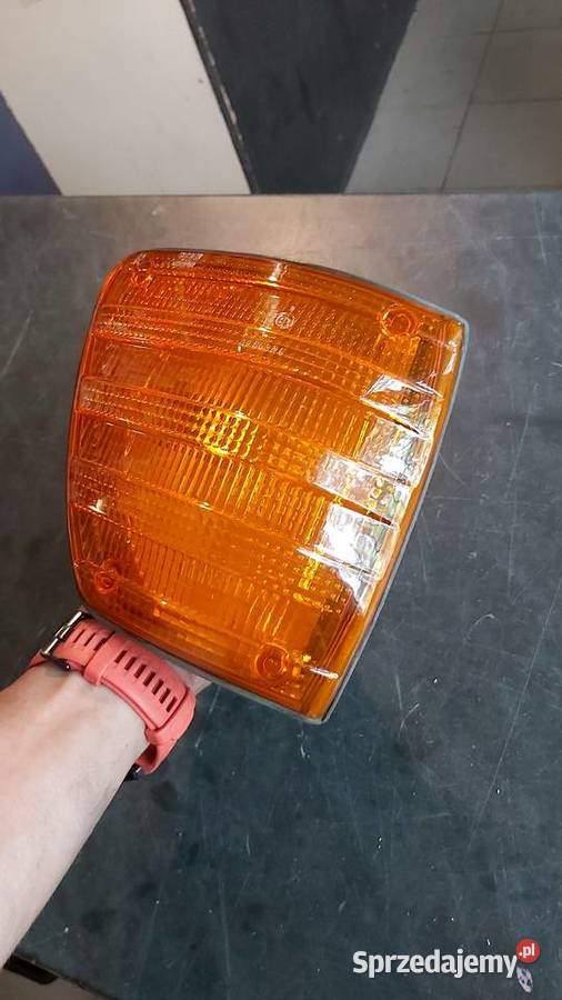 Mercedes w116 prawy migacze Przeźmierowo sprzedam