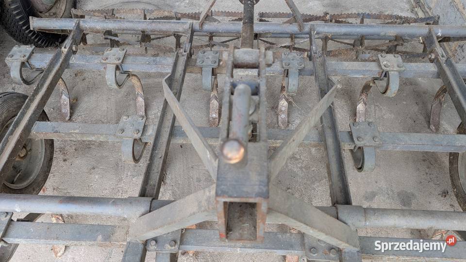 Kultywator z wałkiem strunowym Kultywatory Siedliska