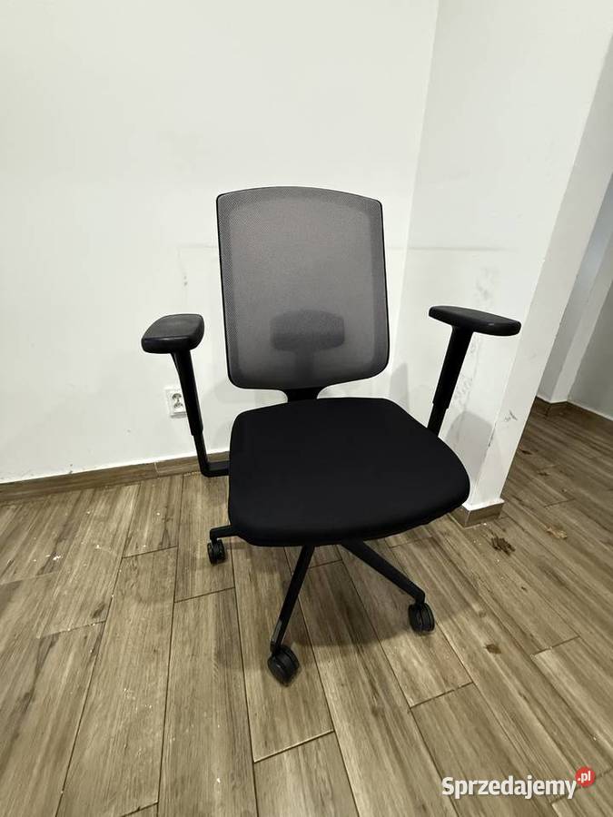 Krzesło biurowe obrotowe fotel ergonomiczny 100 Gdańsk