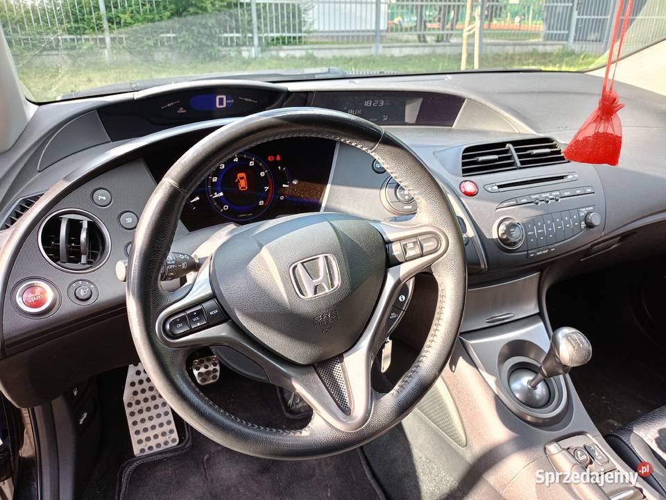 Honda Civic VIII 2010r 14 salon Polska wersja GT Hatchback Łódź