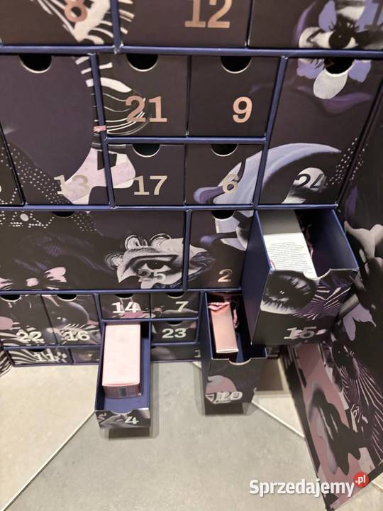 The Cult Beauty Kalendarz adwentowy 2025 Classic