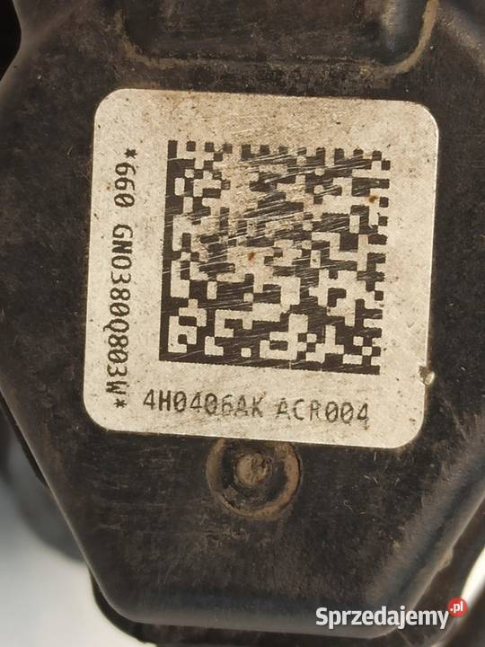 AUDI A8 D4 ZACISK HAMULCOWY PRAWY TYŁ 4H0615404