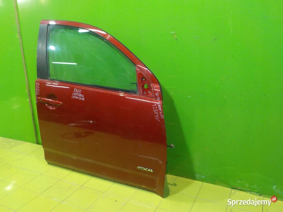 OUTLANDER II LIFT 22 DID 11r 5D drzwi prawe