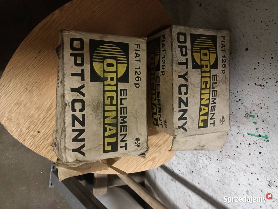 Fiat 126p przednie reflektory