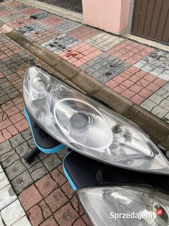 Lampy przednie Peugeot 407 Oświetlenie podkarpackie