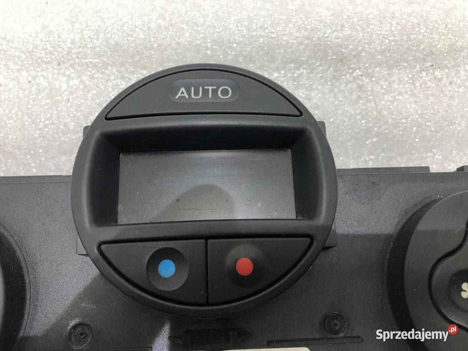 PANEL KLIMATYZACJI RENAULT MEGANE II 8200070752 wielkopolskie sprzedam