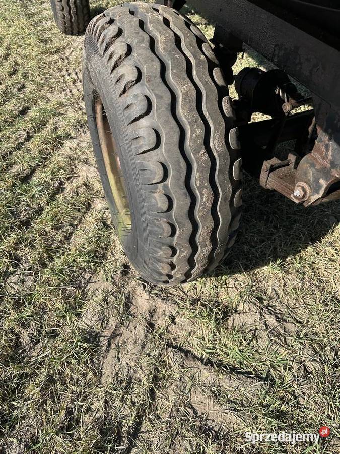 Przyczepa czarnabiałostocka d35 nieuszkodzony