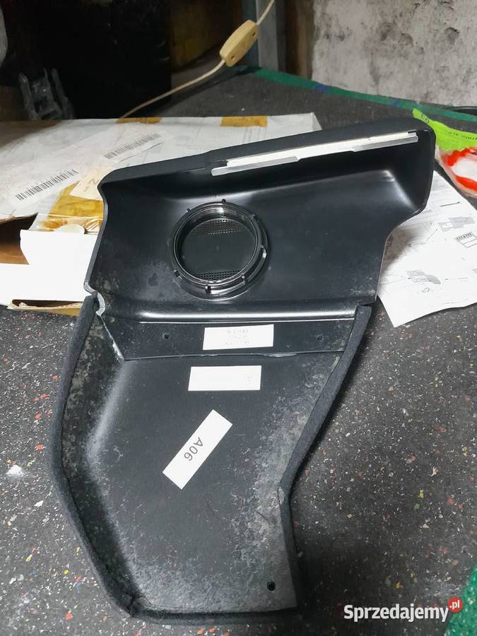 Mercedes W210 uchwyt na telefon B67876281 kuda