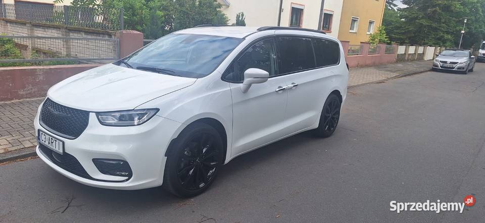 Chrysler Pacifica doinwestowana kupiony w Polsce Toruń sprzedam