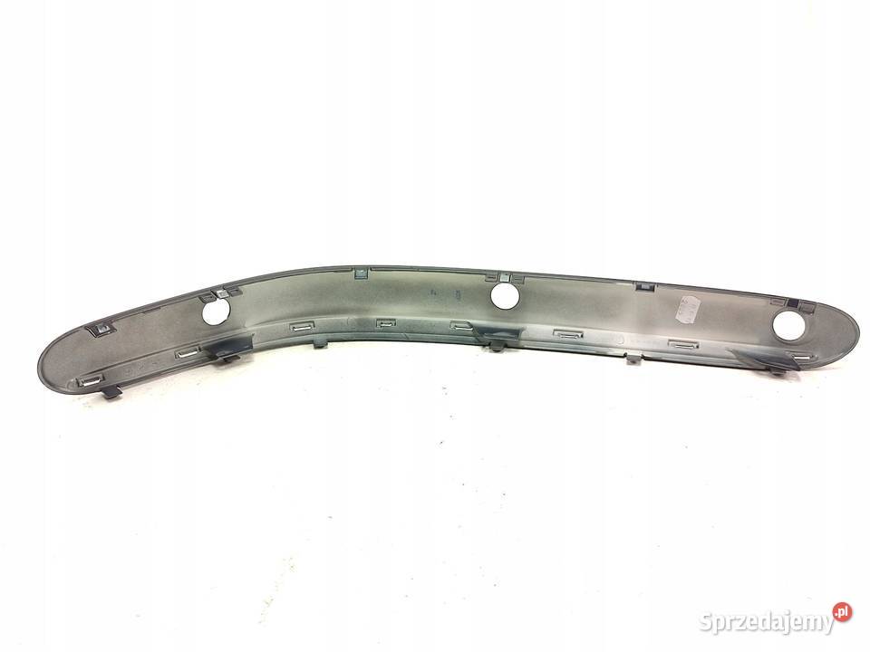 LISTWA ZDERZAKA PRAWY PRZÓD MERCEDESBENZ SKLASA osobowe Listwy i nakładki