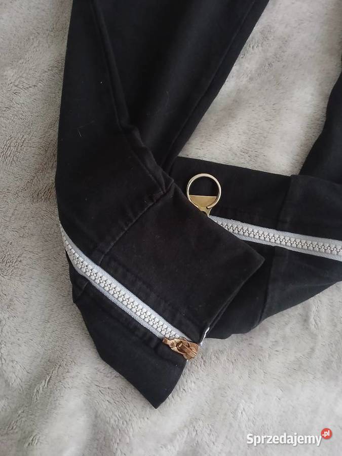 Damskie dresy Rozmiar 36(S) Miejsce Piastowe