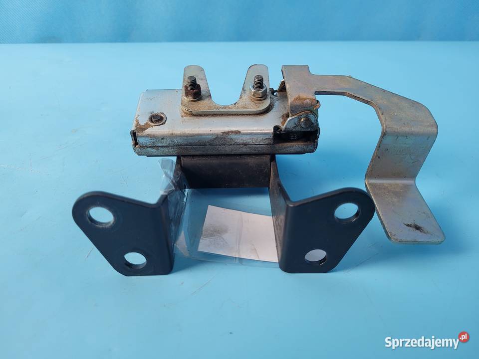 DEUTZFAHR 6130 TTV ZAMEK MASKI 002363413