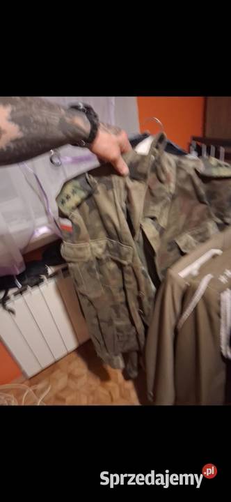 Różne mundury Łuków