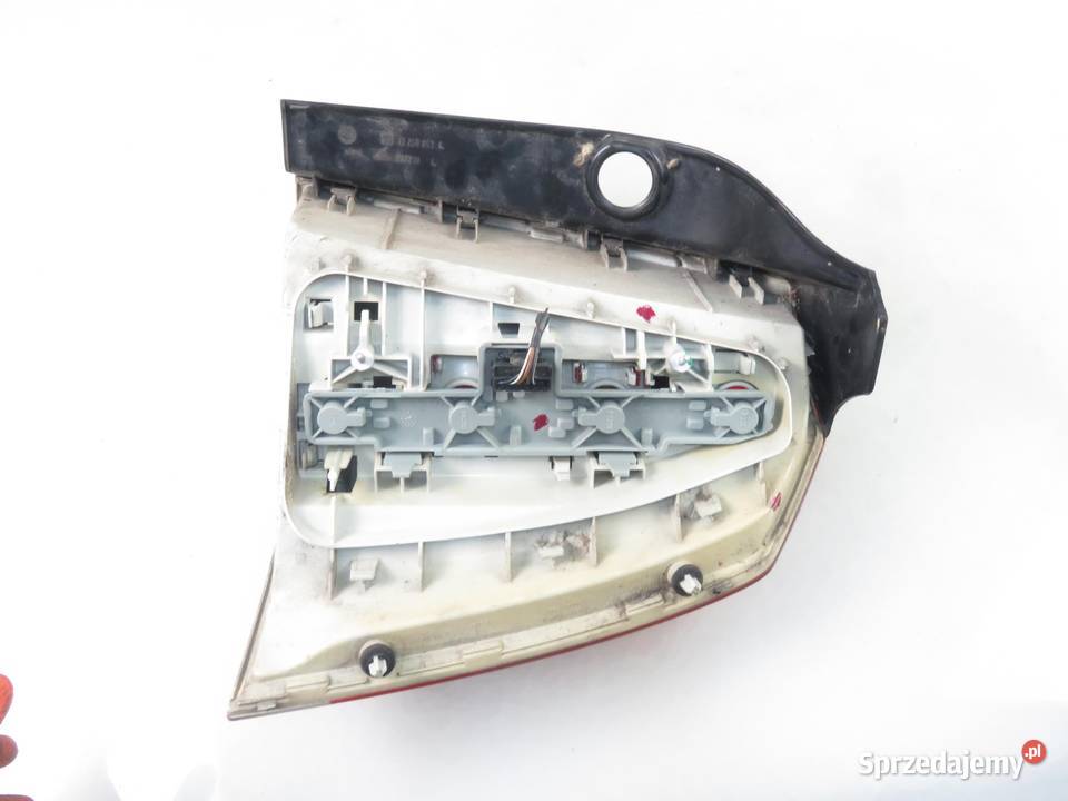 LAMPA LEWA TYLNA OPEL ZAFIRA B 13260853