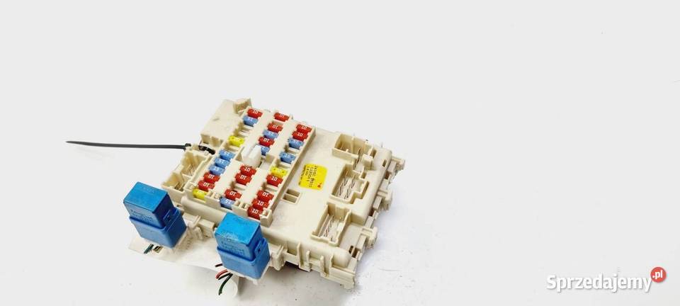 SKRZYNKA BEZPIECZNIKÓW NISSAN ALMERA 5M310 24350 sprzedam