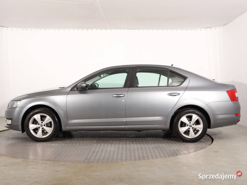 Skoda Octavia 14 TSI wspomaganie kierownicy