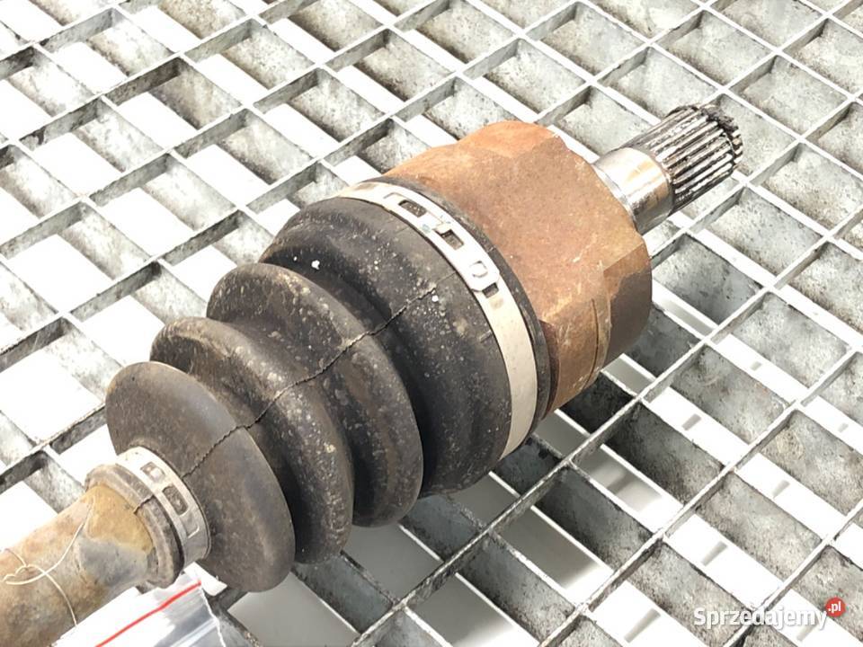 PÓŁOŚ LEWY PRZÓD KIA CEED 16 135 1218 PRZEGUB