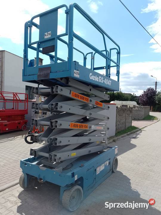 Sprzedam podnośnik nożycowy Genie GS4047 2015 Rok produkcji 2015 Bydgoszcz