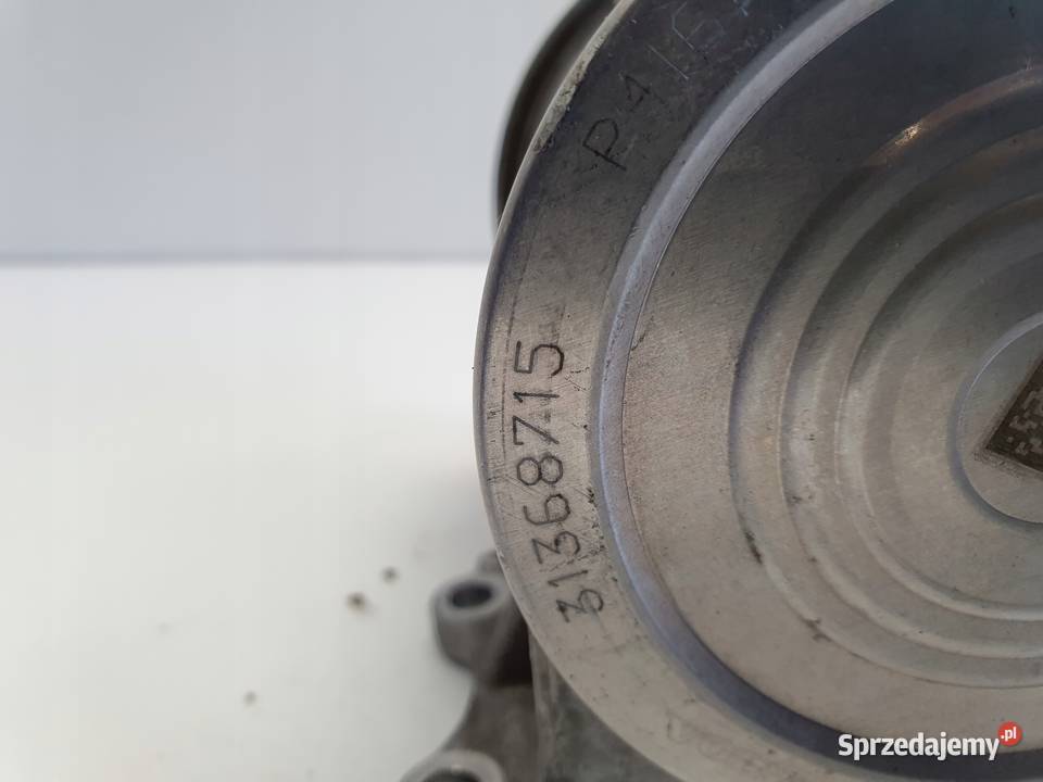 Volvo V90 20 T T4 TURBO POMPA WODY 31368715 osobowe lubelskie