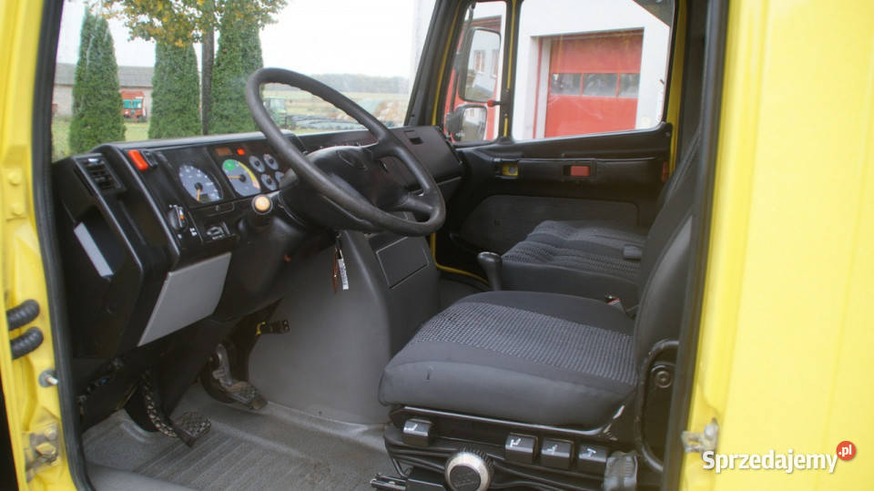Mercedes Vario 813 42 130 DMC 35T Skrzynia 4m 4200cm3