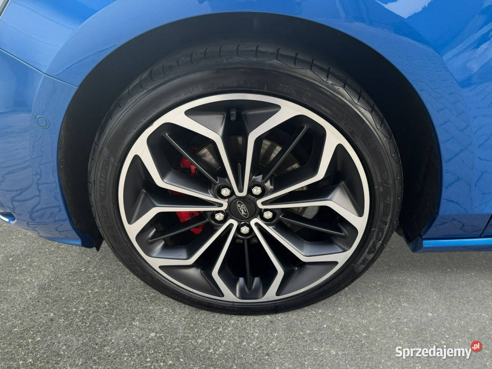 Ford Focus STline 15EB 182 M6 2018 r salon nawigacja Focus Myślenice sprzedam