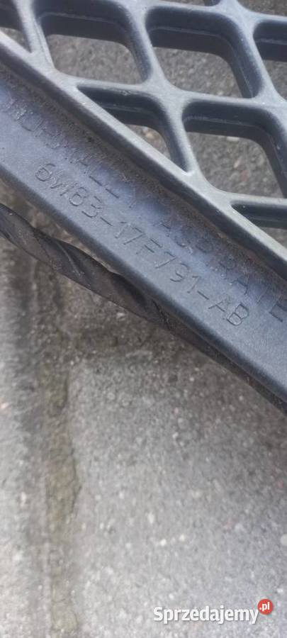 Atrapa gril jaguar xk x150 Zboże