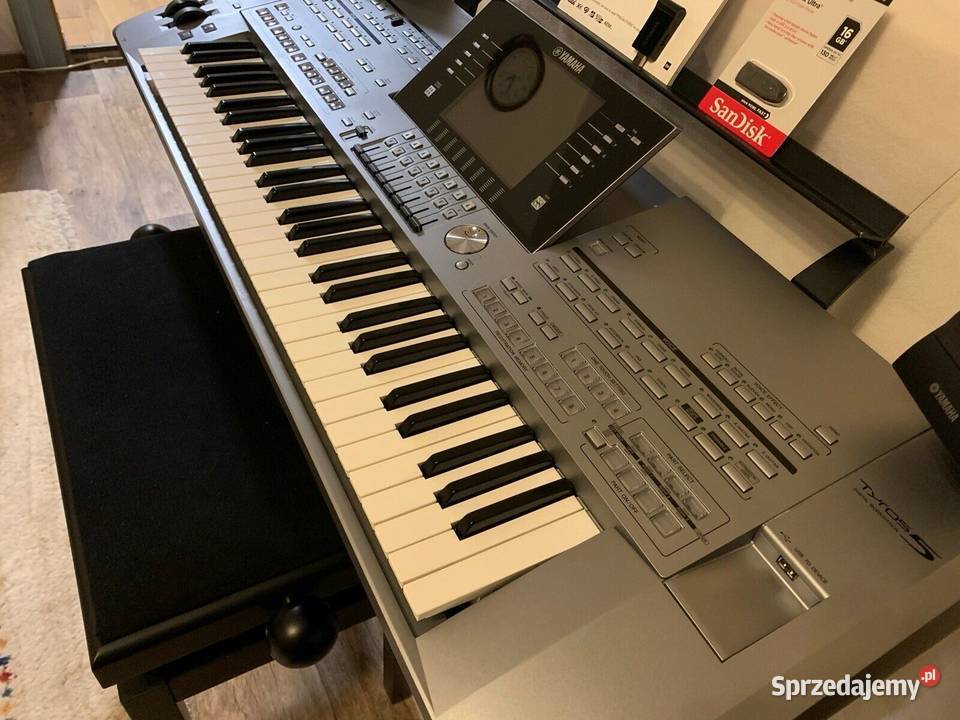 Kompletny zestaw Yamaha Tyros 5 61Key Black sprzedam