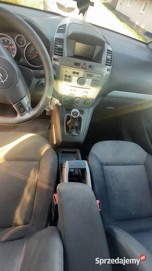 Opel zafira b 2006r 18 bg manualna Zafira Kielce sprzedam