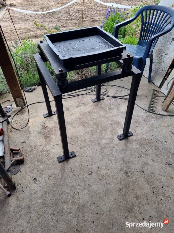 Urządzenie do zageszczarka betonu płytek Oborniki