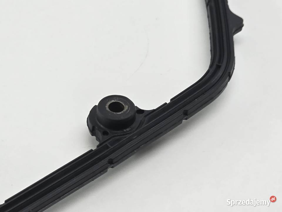 Uszczelka Pokrywy Zaworow Lewa Uszczelka Dekla łódzkie Janowice sprzedam