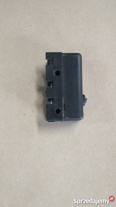 Włącznik wyłącznik LM 3 FAEL 500V 10A Szydłowiec sprzedam