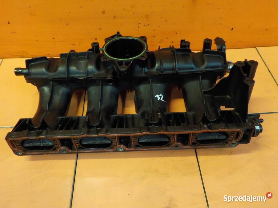 AUDI TT 20 TFSI BWA kolektor ssacy 06E133185AC osobowe Suków sprzedam