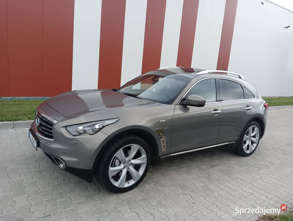 Infiniti QX70
