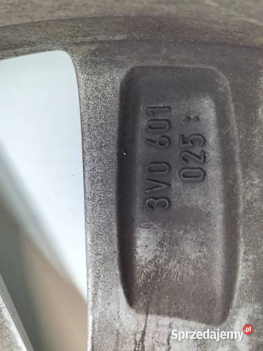 FELGA ALUMINIOWA R17 5X112 ET40 OC57MM 7JX17H2