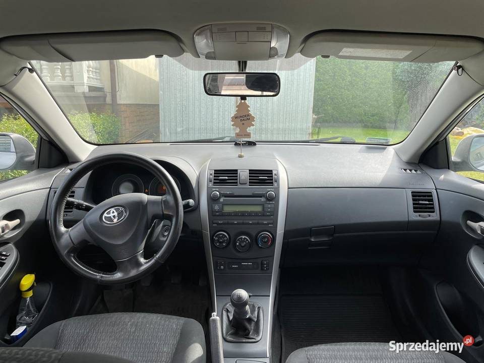Toyota Corolla 16 LPG dużo nowych części salon czujnik parkowania Płock